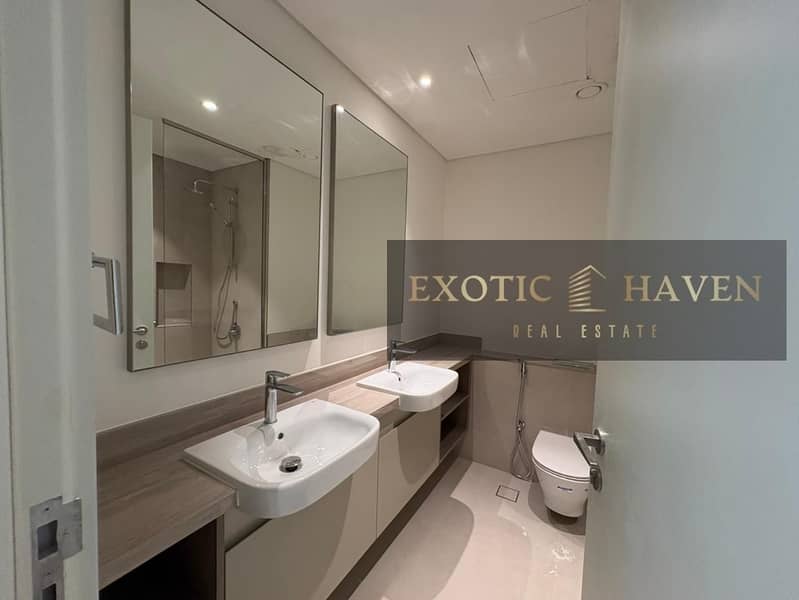 Genuine Resale | Single Row | Prime Location - Image 8