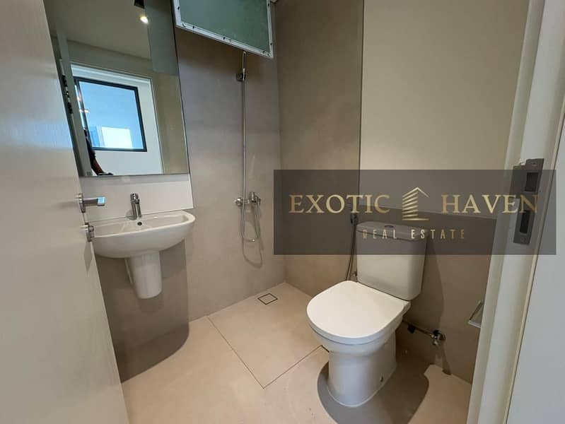 Genuine Resale | Single Row | Prime Location - Image 10