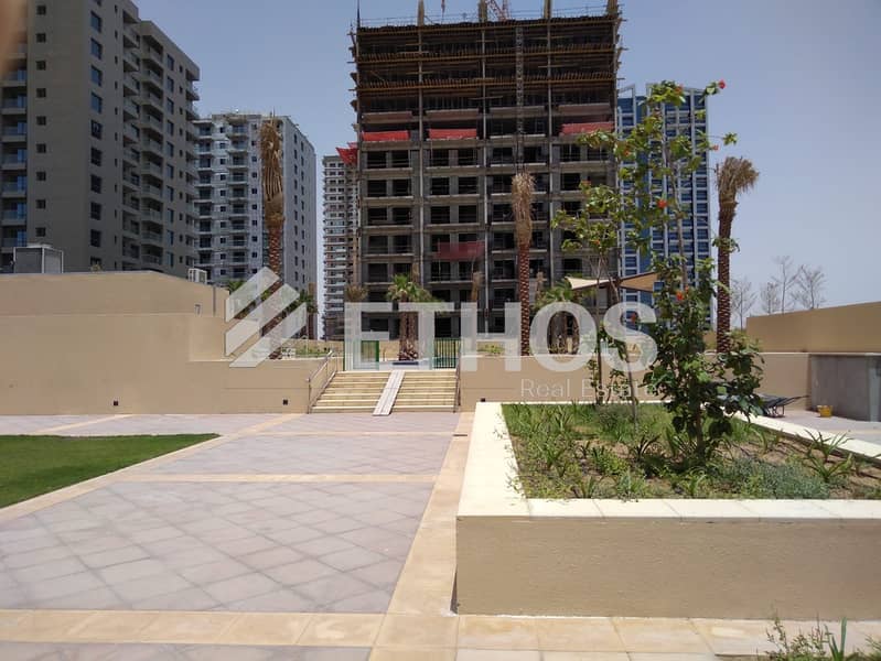 Fully Furnished | High Floor | Close to Mall - Image 11