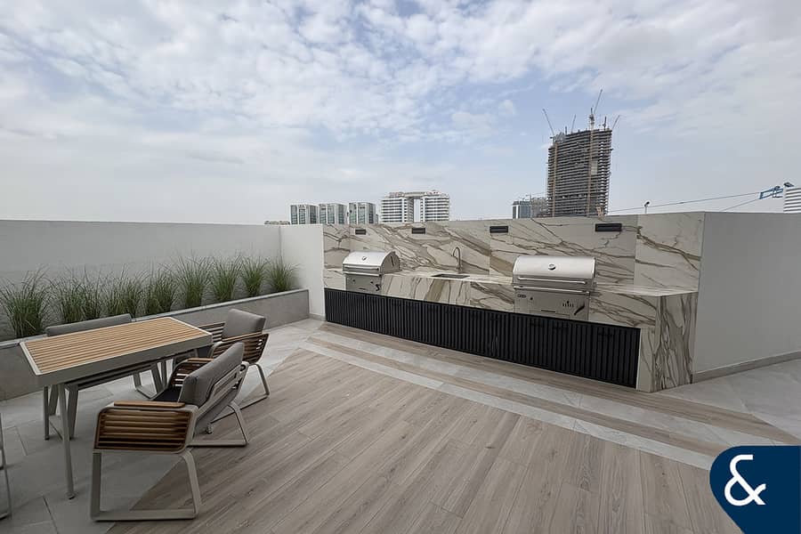 Studio | Furnished | Brand New | High Floor - Image 11