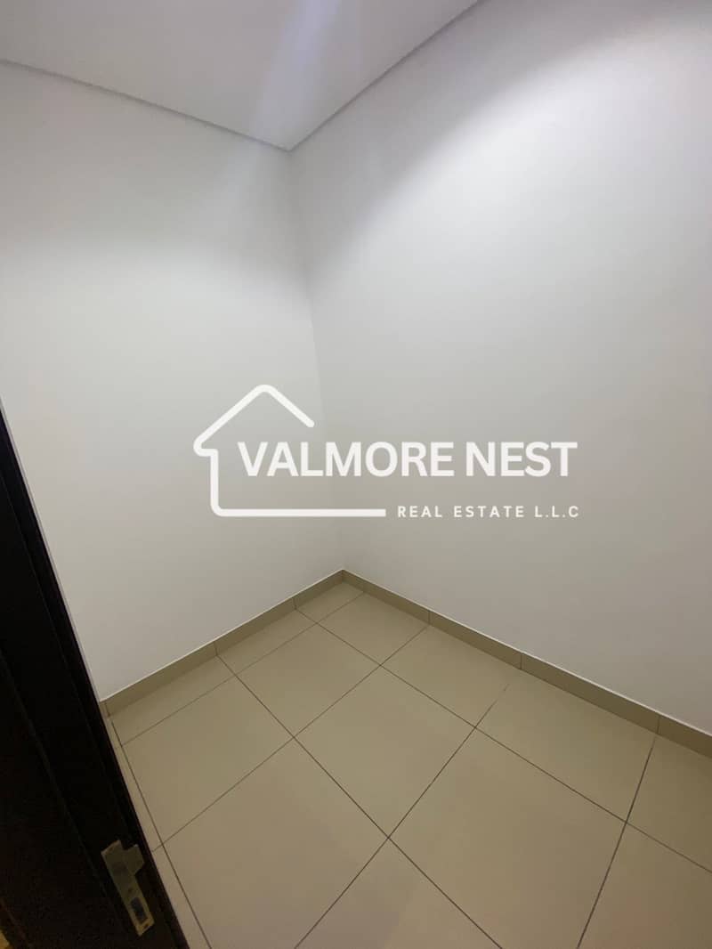 Versatile space I Best buy I Easy access