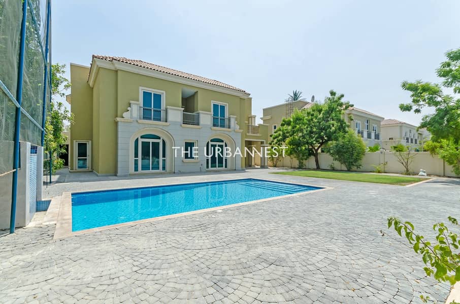 Vacant in Feb 2026 | Golf Course View | Large Plot