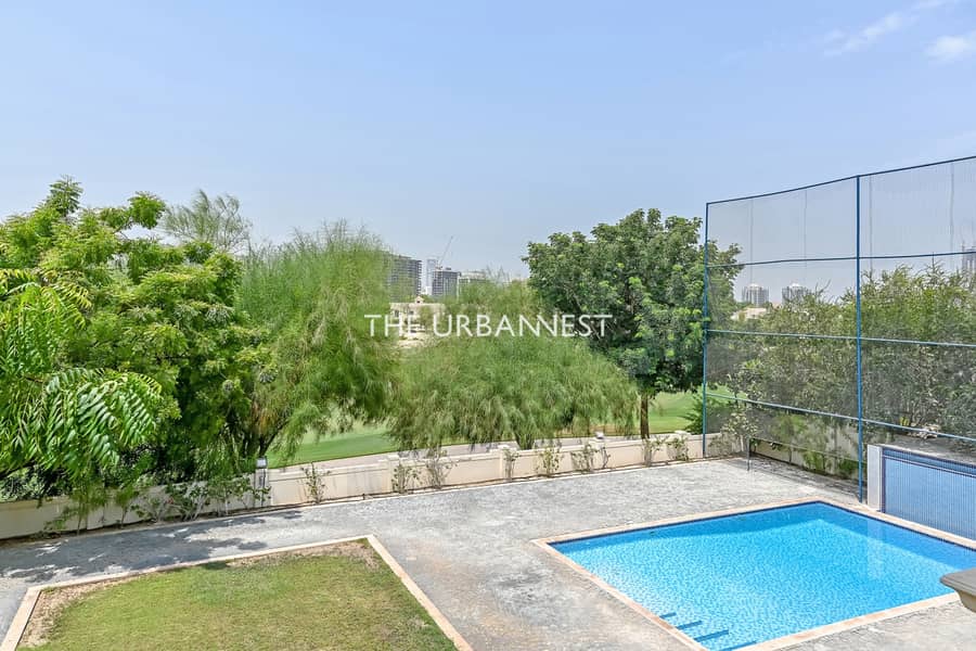 Vacant in Feb 2026 | Golf Course View | Large Plot