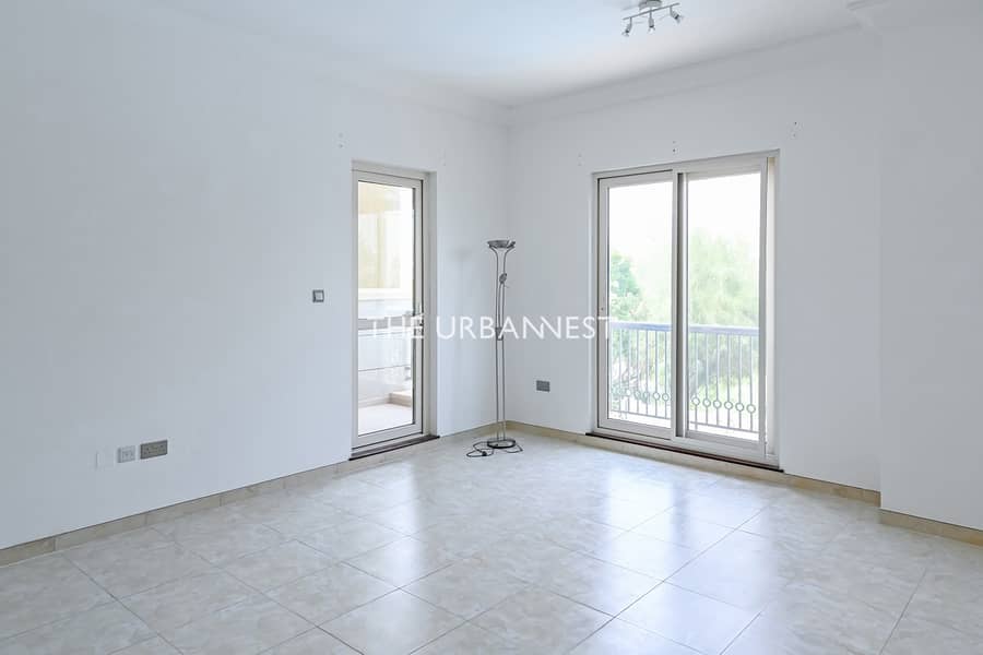 Vacant in Feb 2026 | Golf Course View | Large Plot - Image 13