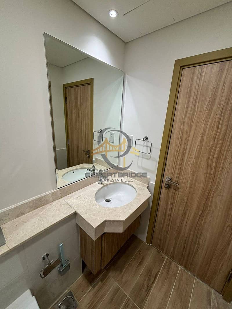 Family Community | Huge Layout | Unfurnished - Image 12