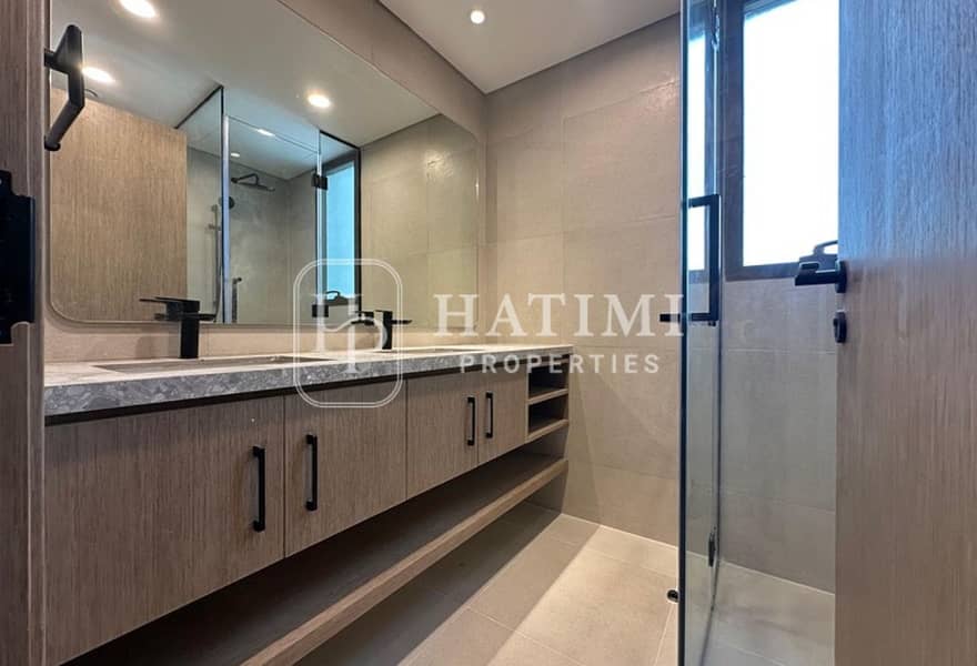 SINGLE ROW| BRAND NEW| OPPOSITE THE POOL AND PARK - Image 14