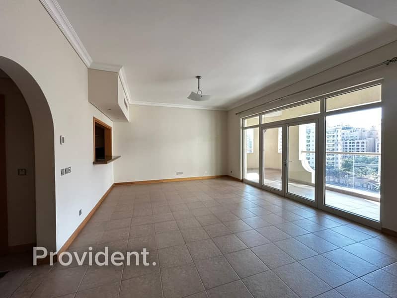 Vacant | Natural Light | Open Space