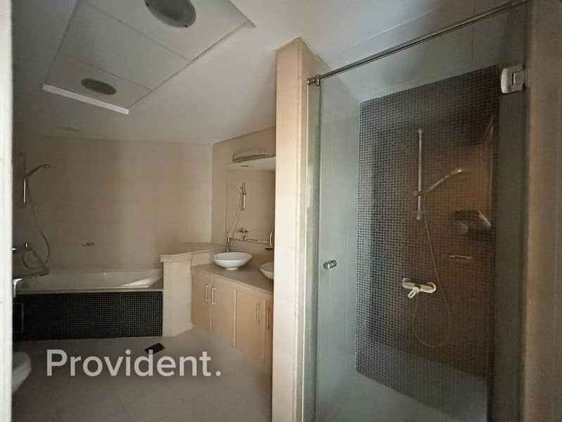 Vacant | Natural Light | Open Space - Image 10