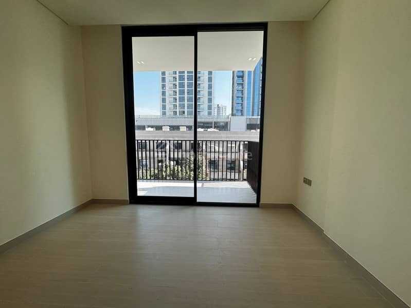 Brand New | Modern Finish | Community View