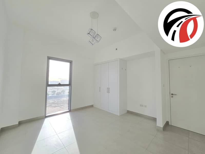 Spacious Apartment ! With All Aminities ! Ready to Move ! Big Size - Image 10