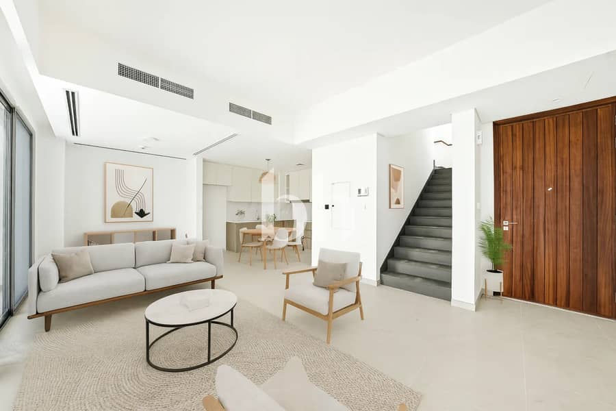 Ready | Close To Pool | View Today - Image 18