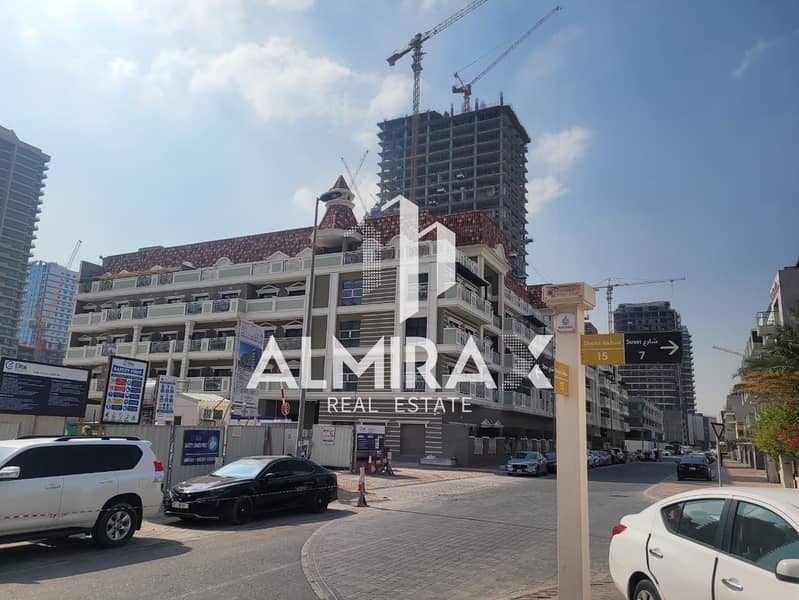 Vacant | Fully Furnished | Upgraded Welcome to your new home in the heart of Jumeirah Village Circle! This beautifully furnished 1 bedroom apartment .