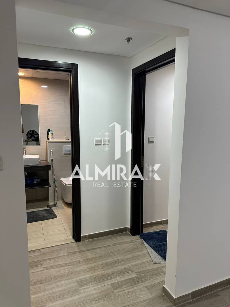 Vacant | Fully Furnished | Upgraded Welcome to your new home in the heart of Jumeirah Village Circle! This beautifully furnished 1 bedroom apartment .