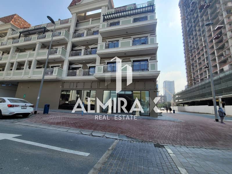 Vacant | Fully Furnished | Upgraded Welcome to your new home in the heart of Jumeirah Village Circle! This beautifully furnished 1 bedroom apartment . - Image 12
