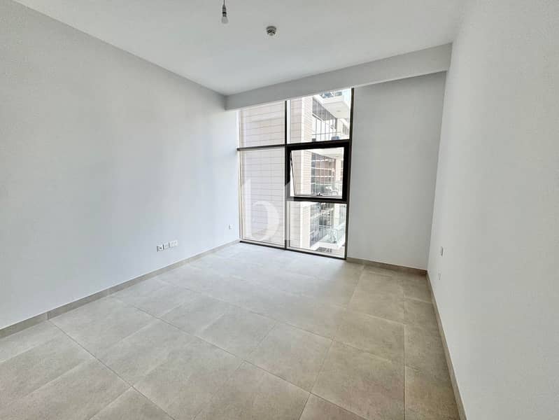 Spacious 1 Bedroom | Ready Now | Amazing Amenities - Image 11