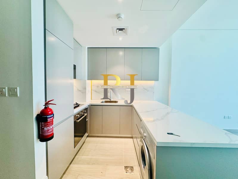 Creek Views II by Azizi (Azizi Fawad Residence), Dubai Healthcare City Phase 2, Al Jaddaf, Dubai