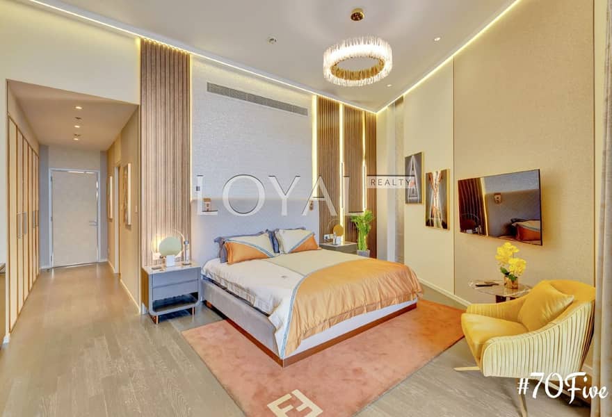 Luxurious Fully Furnished 5BR Penthouse Apartment - Image 13