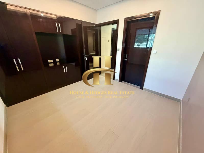 Ready to Move In | Spacious layout | Golf View - Image 7