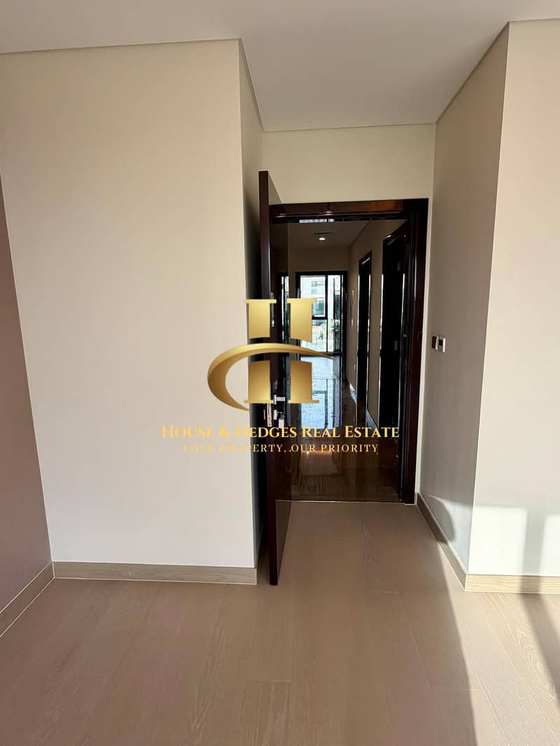 Ready to Move In | Spacious layout | Golf View - Image 8