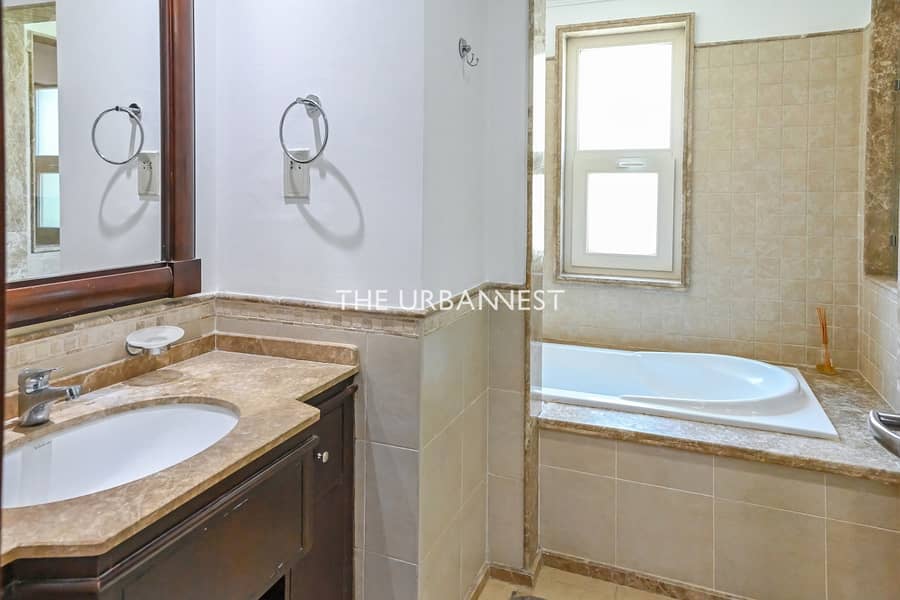 Vacant in Feb 2026 | Golf Course View | Large Plot - Image 15