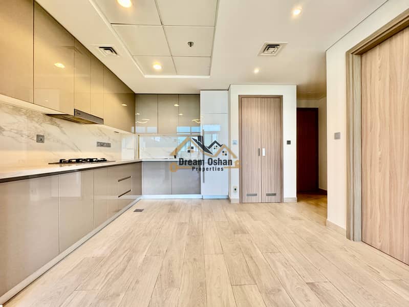 READY TO MOVE IN | TERRACE UNIT | SKYLINE CITY VIEW | 90K