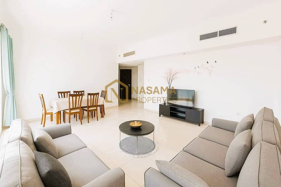 High Floor| Lake view| Brand new condition