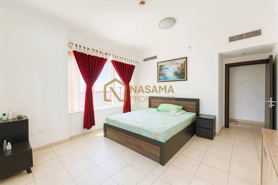 High Floor| Lake view| Brand new condition - Image 9