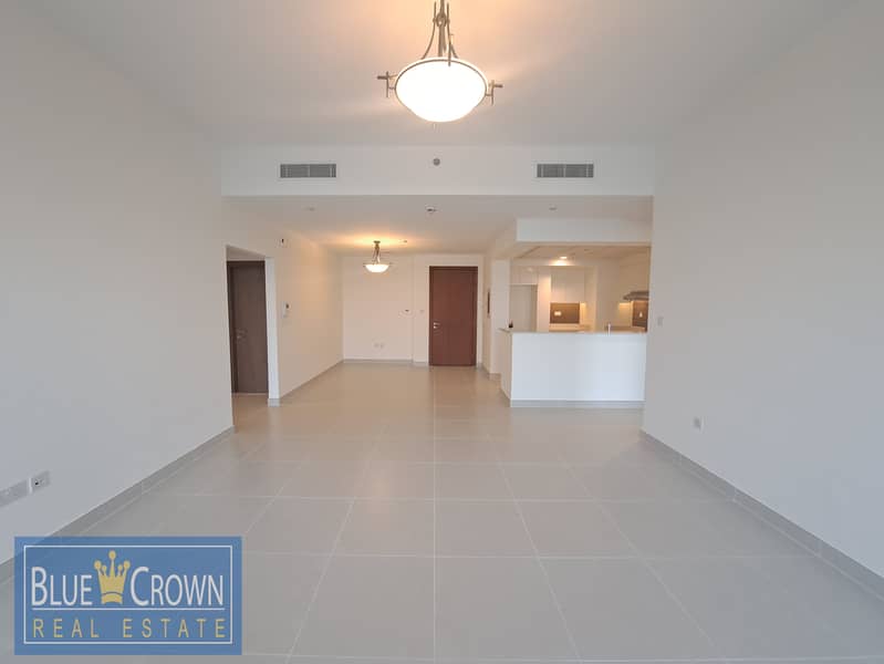 SEA VIEW!!DAZZLING 2BHK WITH BALCONY NEAR METRO - Image 6