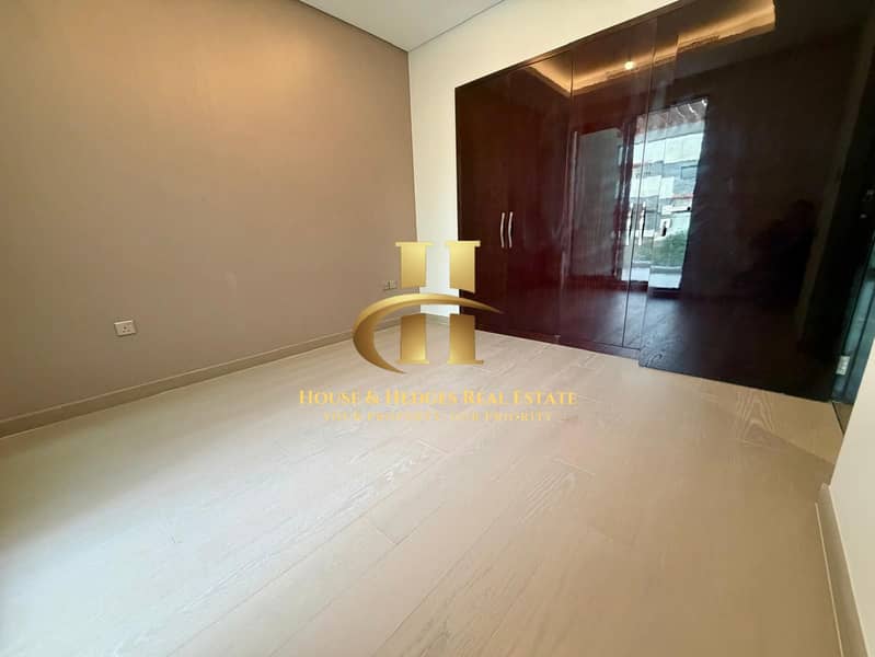 Ready to Move In | Spacious layout | Golf View - Image 15