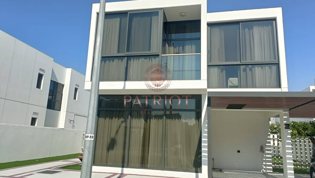 SINGLE ROW | PARK & POOL VIEW | STANDALONE