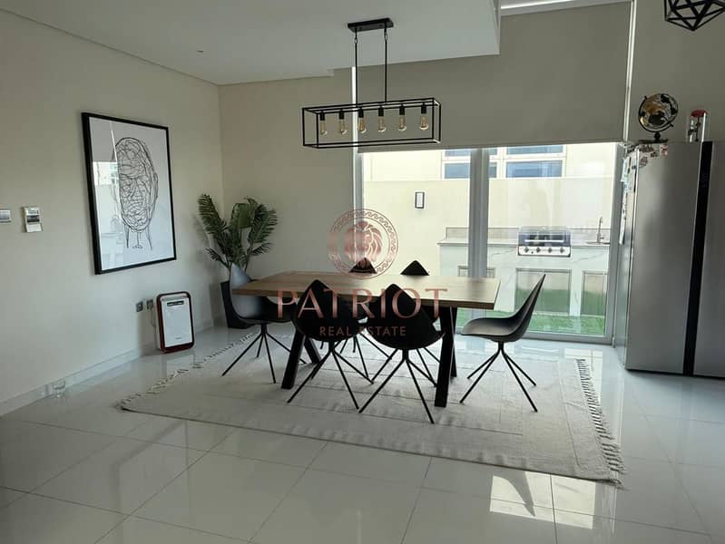 SINGLE ROW | PARK & POOL VIEW | STANDALONE - Image 7