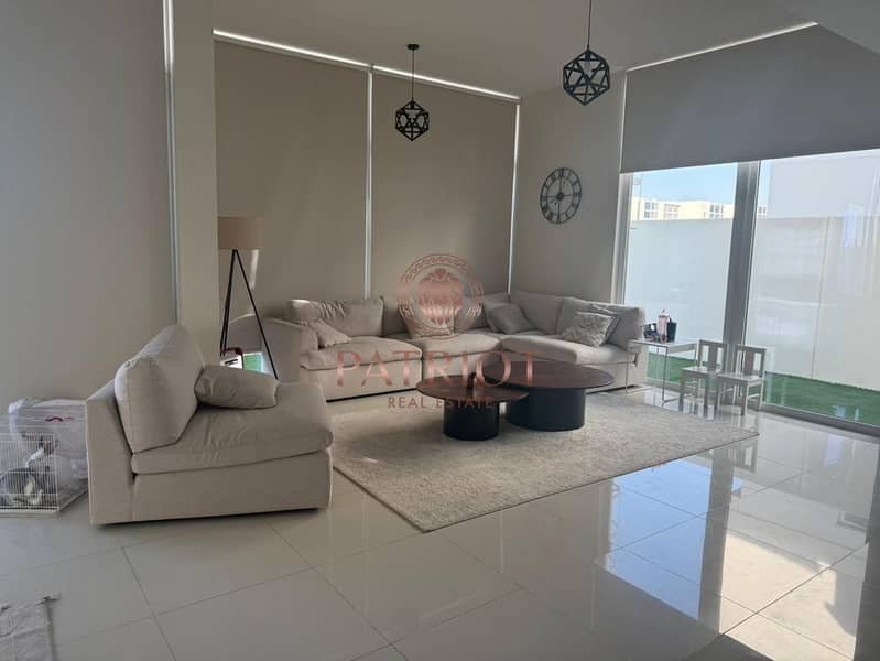 SINGLE ROW | PARK & POOL VIEW | STANDALONE - Image 8