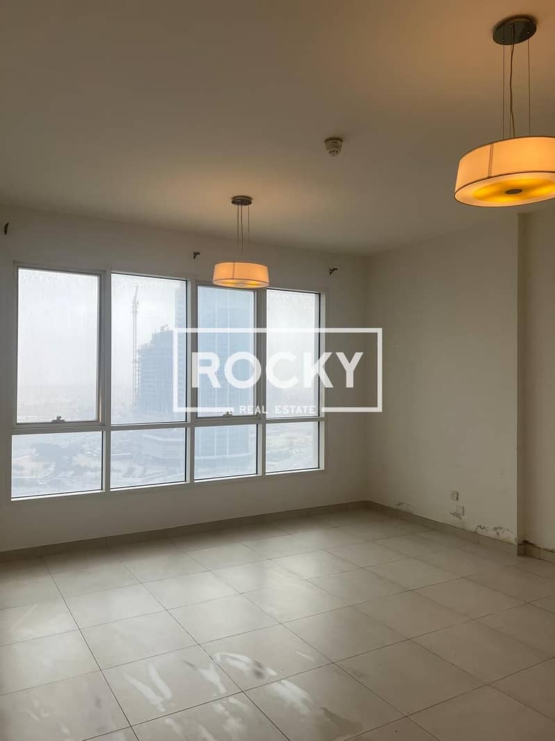 Studio | Balcony on High Floor with Storage | Near Miracle Garden
