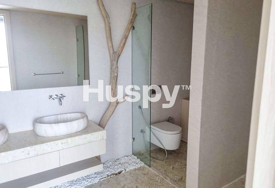 Ready to Move | Upgraded | Sea View - Image 11