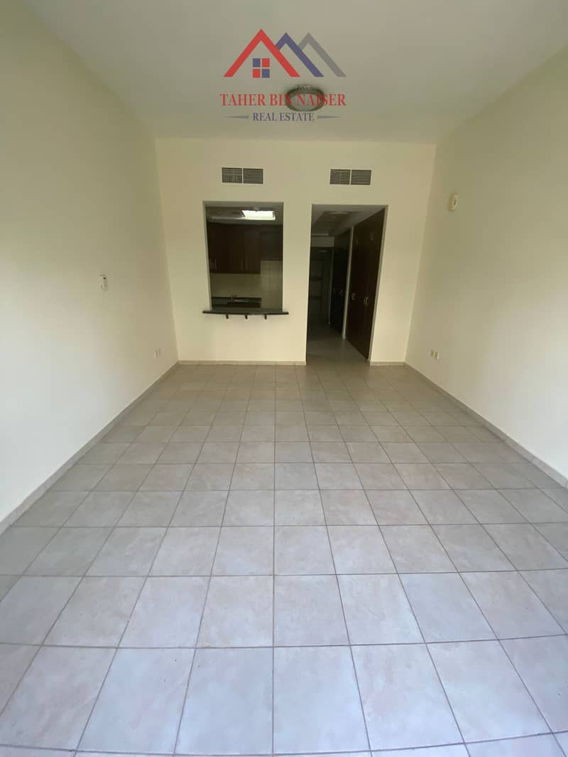 XXL Studio | Prime Location in Discovery Gardens for Sa|e AED 550K | Close to Metro | - Image 10