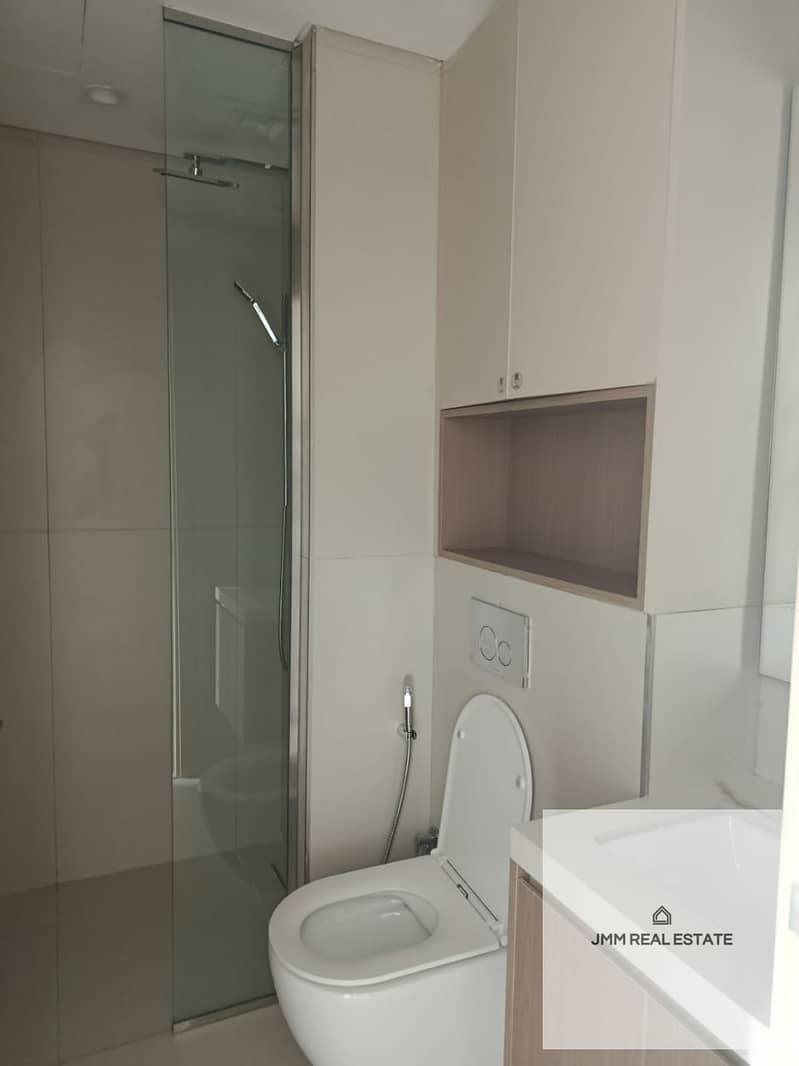 Ready to move | High Floor | Spacious layout - Image 6