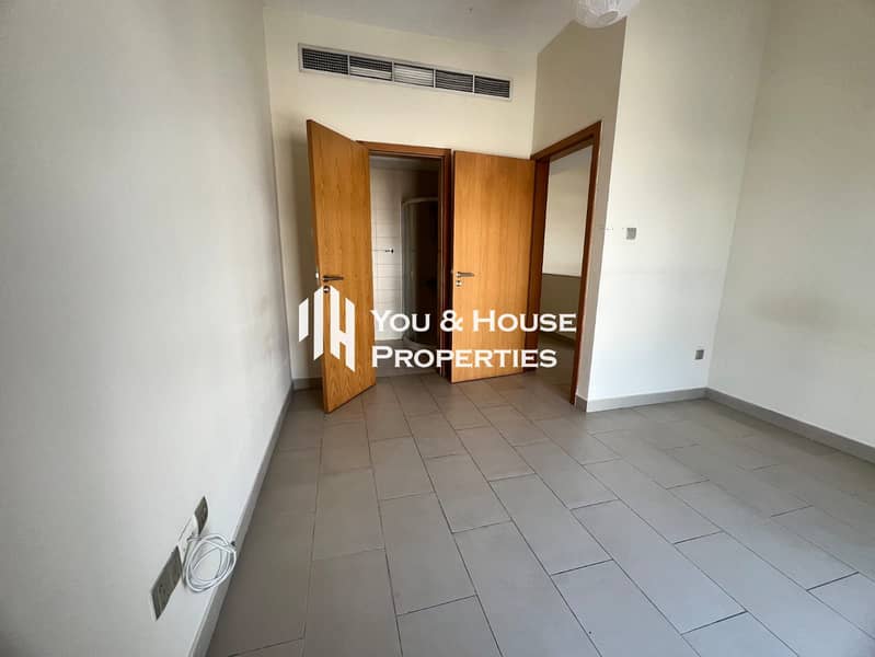 Premium Villa For Rent in JVC I Well Maintained I Modern Living - Image 8