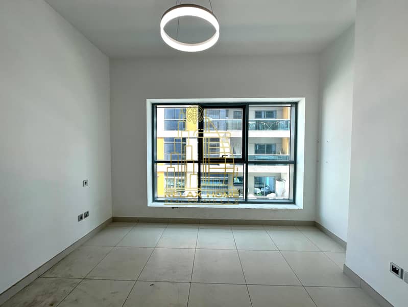 Luxury 1BHK | Huge Balcony | Pets Allowed | Gym & Pool - Image 8