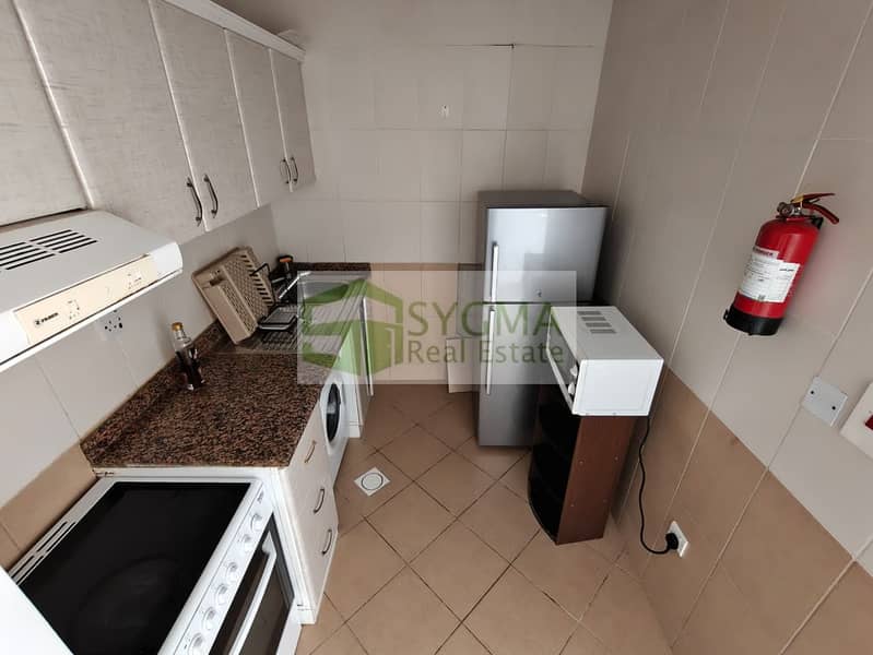 SPACIOUS | WHITE GOODS | READY TO MOVE IN