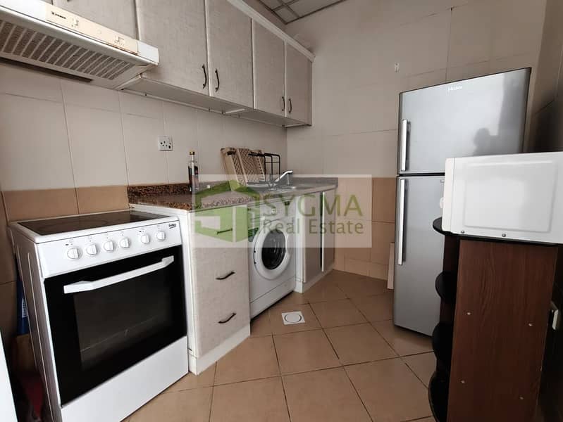 SPACIOUS | WHITE GOODS | READY TO MOVE IN