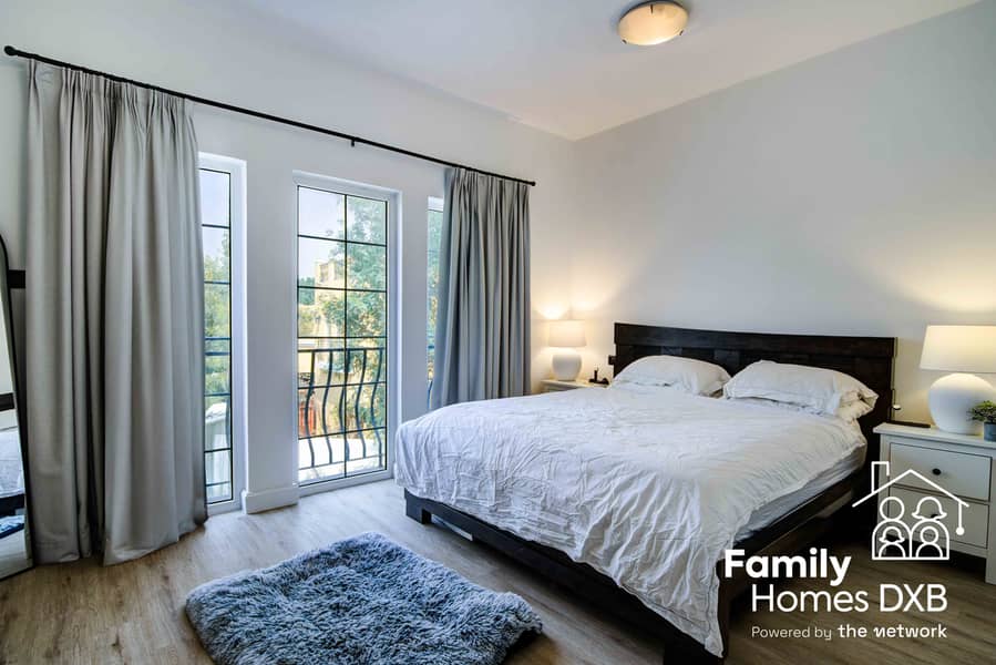 Beautifully Renovated | Huge Plot | Private Garden - Image 17