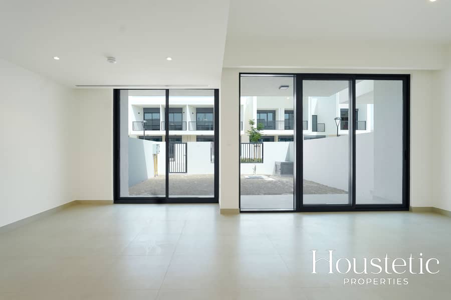 Corner Unit | On the Pool | Limited Units