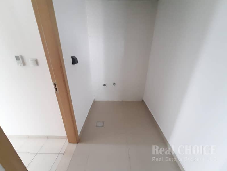 Spacious 3-BR Apartment | Manazil Al Barsha First - Image 13