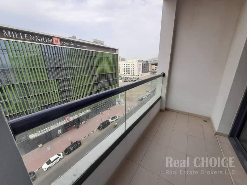 Spacious 3-BR Apartment | Manazil Al Barsha First - Image 19
