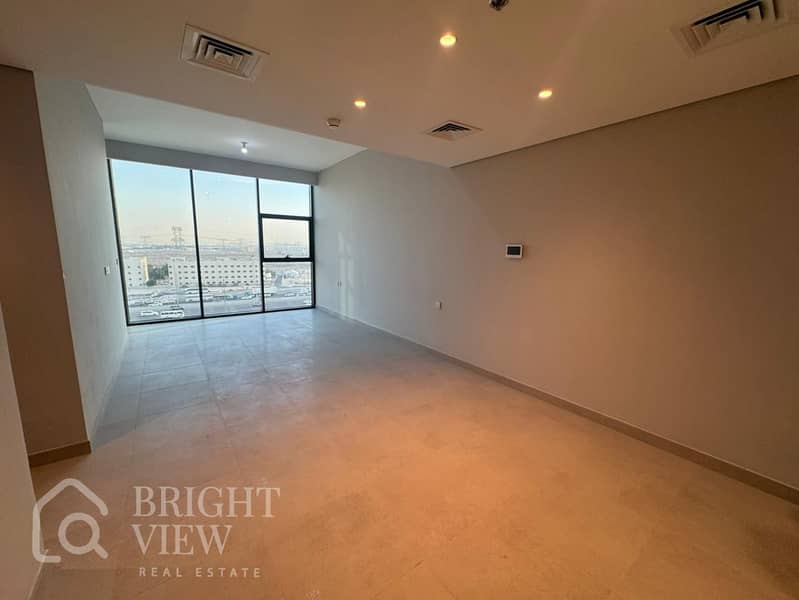 Brand new | ready to move | chiller free