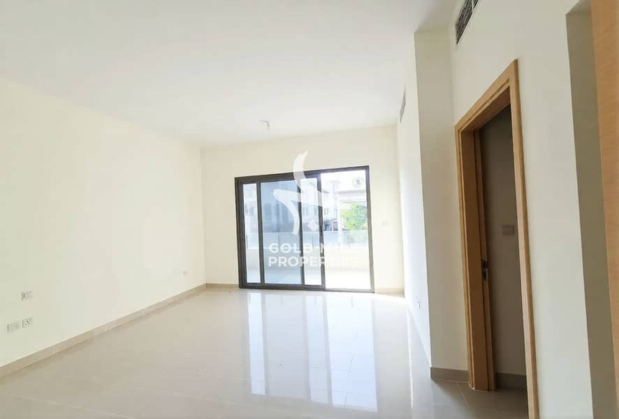 3+Maid - Ready to Move - Spacious Layout