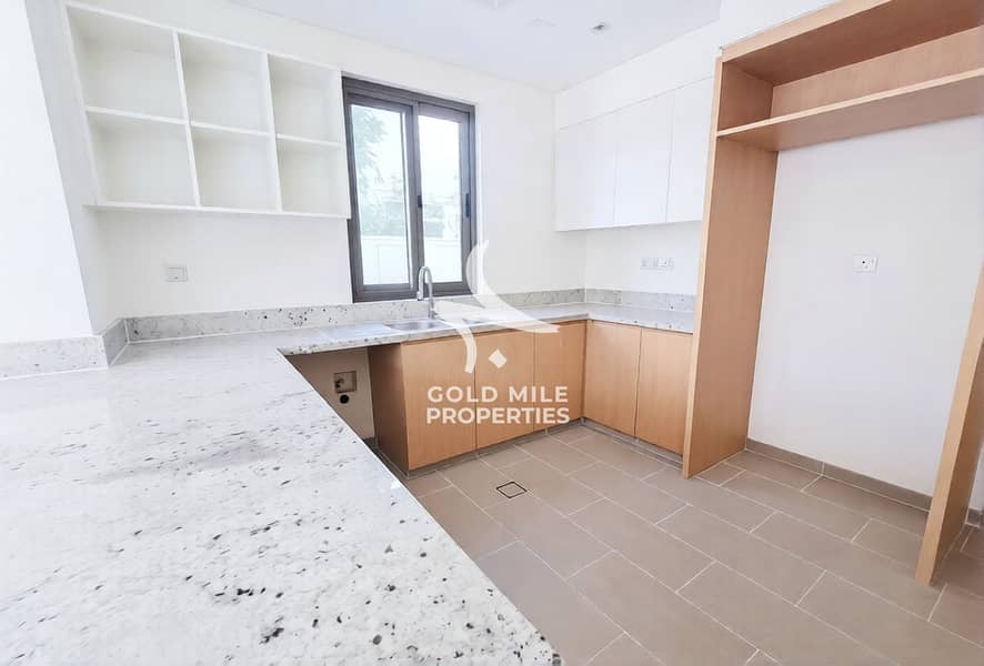 3+Maid - Ready to Move - Spacious Layout - Image 6