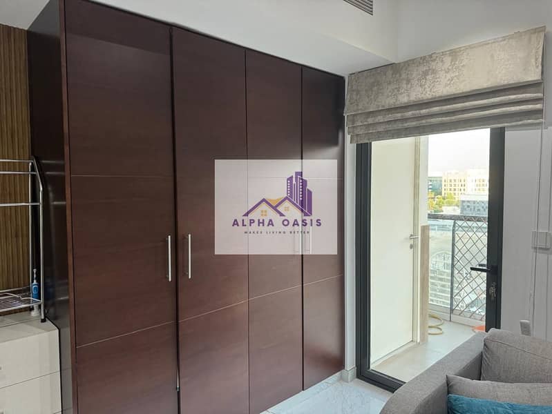 Elegant Fully Furnished 2BHK | Luxury Living | Immediate Move-In - Image 11