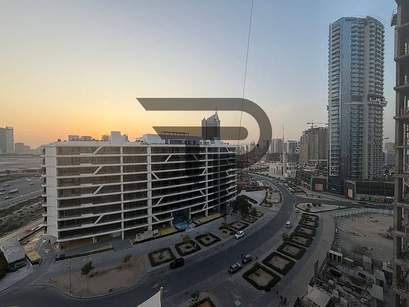 BRAND NEW UNIT | MOTIVATED SELLER | MID FLOOR