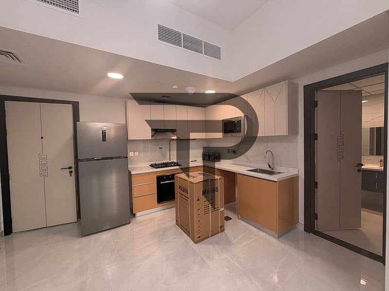 BRAND NEW UNIT | MOTIVATED SELLER | MID FLOOR